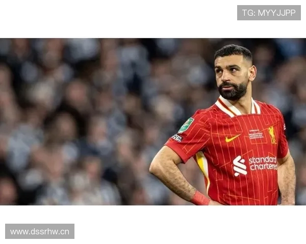 利物浦萨拉赫依旧关键,核心输出依赖性阶段性变化对球队表现造成影响 利物浦萨拉赫依旧关键,核心输出依赖性阶段性变化对球队表现造成影响