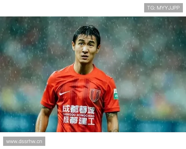 韦世豪盘带风格解析：突破犀利与节奏变化