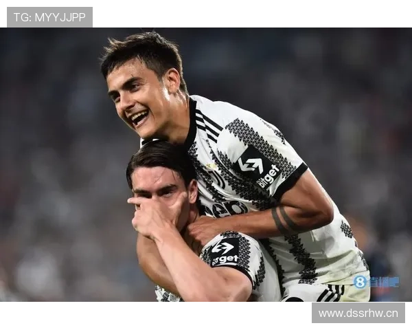 迪巴拉拎着一堆名牌袋走进路边小饭馆，服务员表情像见到外星人